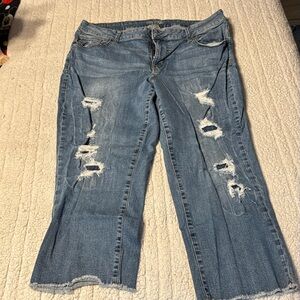 Maurices Denim Stretch Distressed Capri